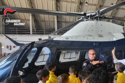 Carabinieri e studenti