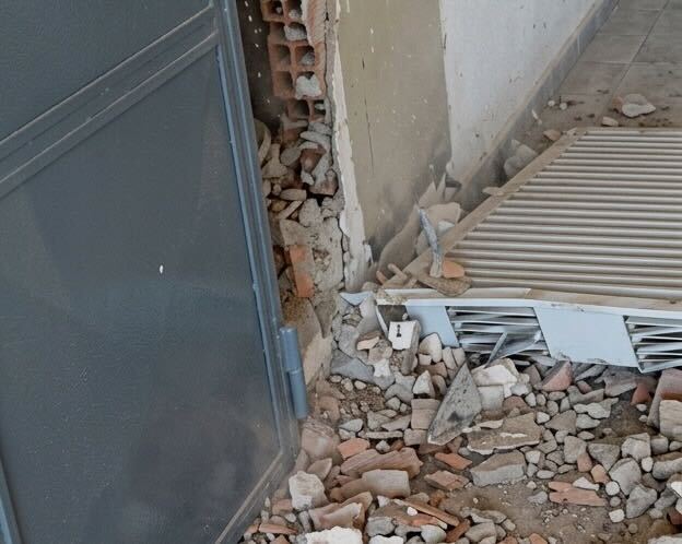 Eboli, furto istituto agrario