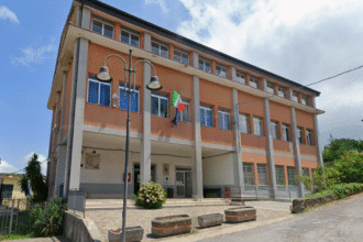Municipio Lustra