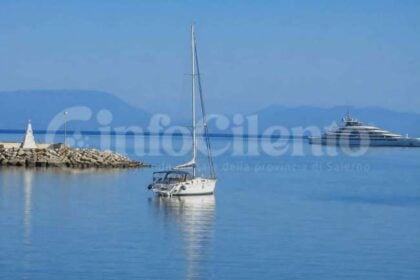 Agropoli, yatch in rada