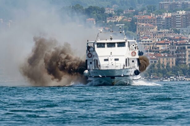 Incendio traghetto Salerno