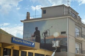 Murales stazione di Pisciotta