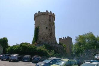 Castelnuovo Cilento, torre