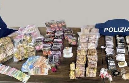 Maxi blitz a Pontecagnano: sequestrati 40 kg di hashish nascosti, arrestati due fratelli