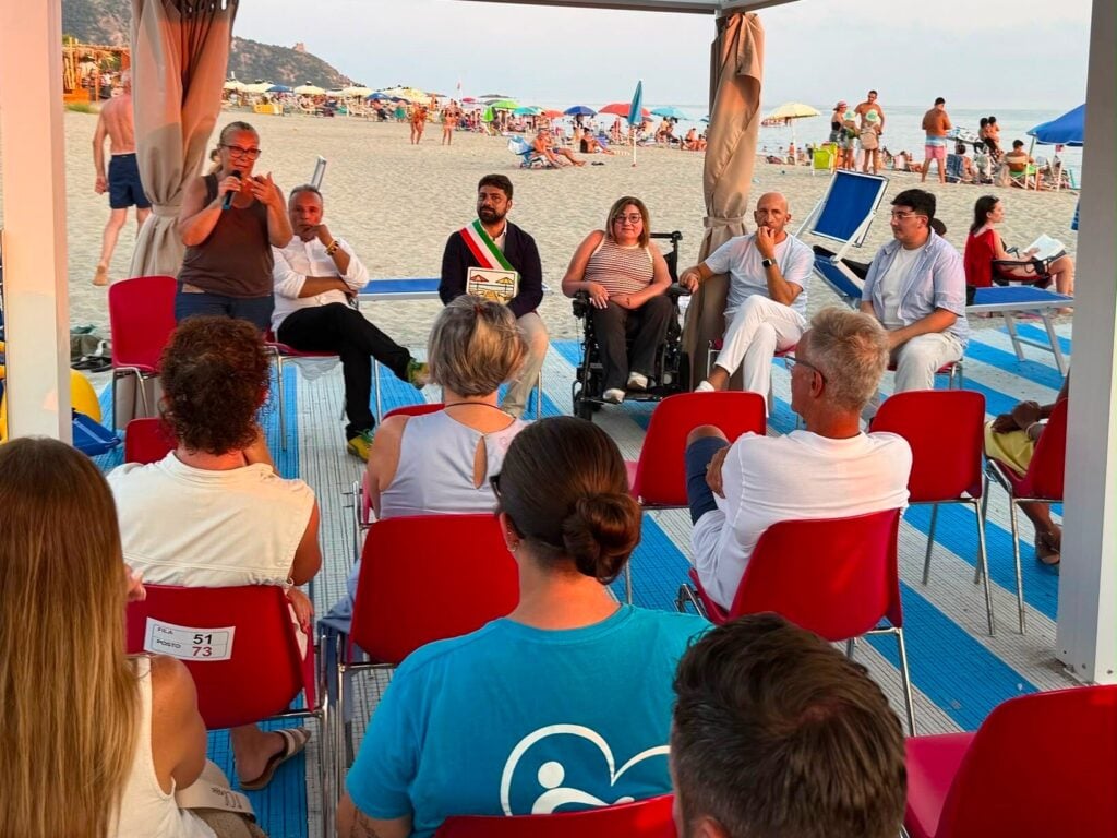 Ascea inaugura BETUABU: la nuova spiaggia inclusiva e gratuita per tutti