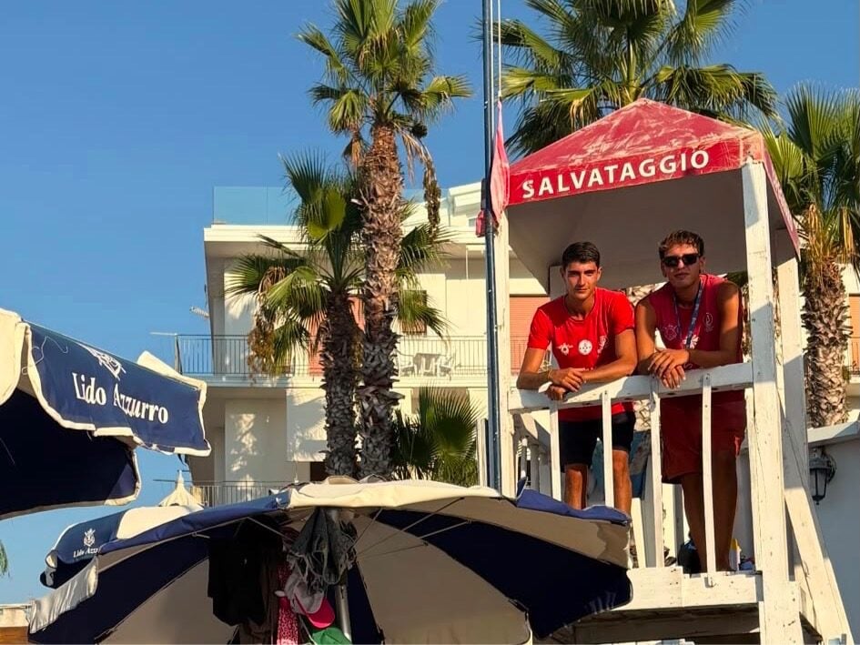 Infortunio in spiaggia ad Agropoli: bagnante soccorso dai bagnini Poseidon