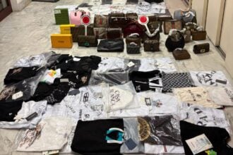 Agropoli, merci contraffatte sulla Statale 18: tre denunce e sequestro