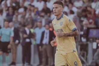 Raimondo incanta in Serie A: doppietta alla Fiorentina per il talento con radici nel Cilento
