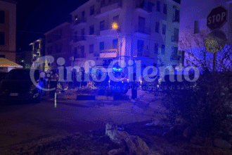Incidente ad Eboli, violento scontro tra più veicoli: due feriti