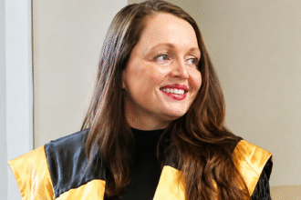 Eccellenza cilentana nel mondo: Roxanne Holly Padley vince il premio COMET 2025