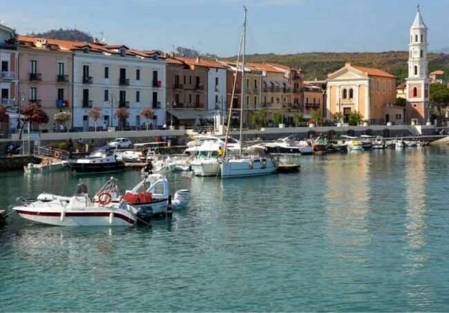 Forbes incorona San Giovanni a Piro: un viaggio tra le eccellenze del Cilento