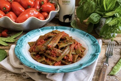 Taccole con pomodori