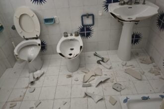 Vandali centro di accoglienza