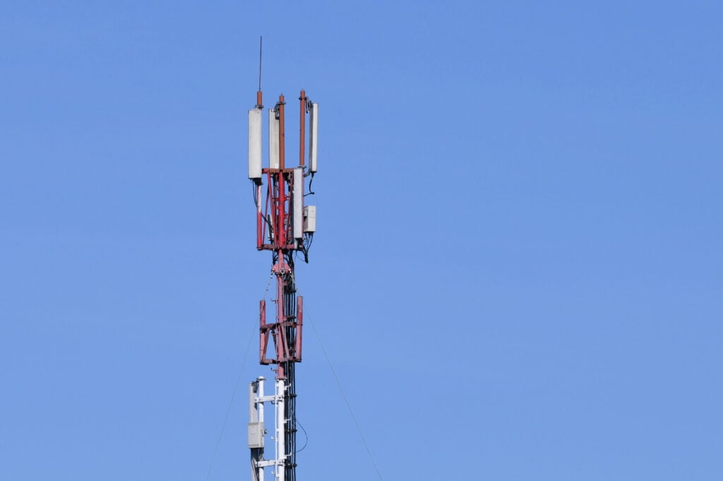 Torraca isolata, il Comune diffida compagnia telefonica: «Segnale assente da giorni»