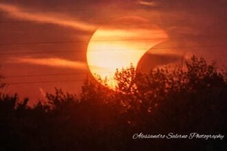 Eclissi solare nel Salernitano: emozione tra le spiagge e le vette del Cilento