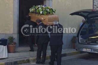L'ultimo saluto a Gianluigi Maltese: la commozione di Foria di Centola per il 36enne scomparso sulla Cilentana