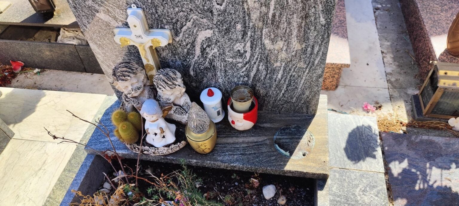Furto cimitero Eboli