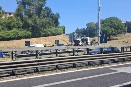 incidente raccordo fratte