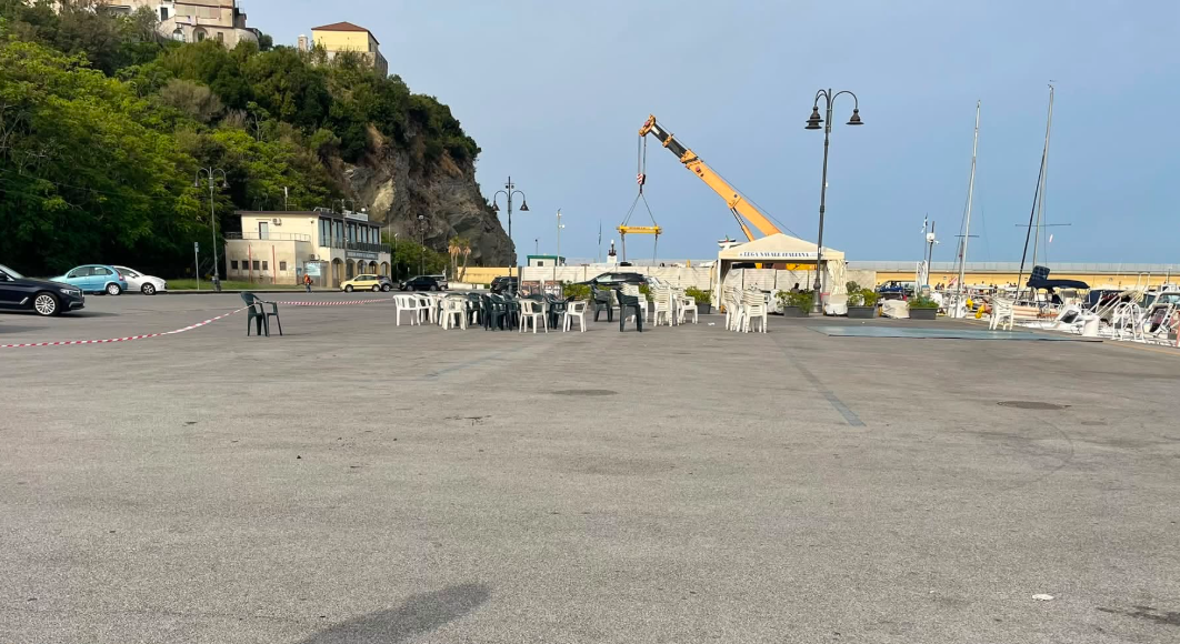 Chiusura del piazzale al porto di Agropoli per un evento: è scontro sui disagi