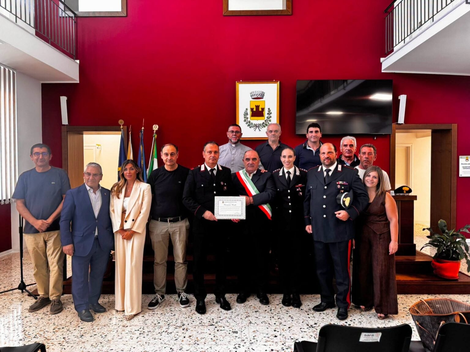 Postiglione saluta il Maresciallo Conte: encomio e nuovo comandante