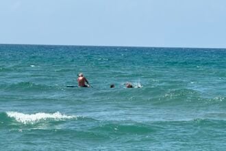 Capaccio Paestum: altri due bagnanti salvi dalla risacca