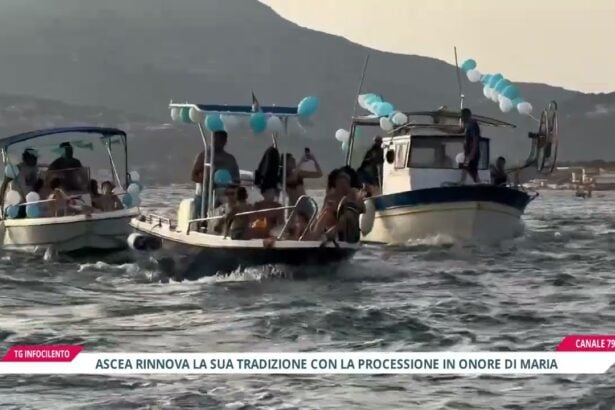 Ascea, la magia della processione a mare per la Madonna di Portosalvo: fede e tradizione abbracciano la costa