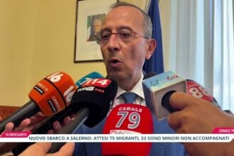 Migranti, Salerno attende il 44° sbarco: in arrivo 75 persone e 33 minori non accompagnati