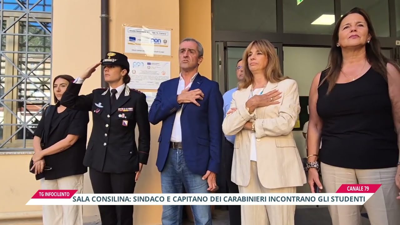 Sala Consilina: Sindaco e Carabinieri incontrano gli studenti il primo giorno di scuola