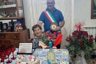 Felitto in festa per i 100 anni di Angela Prinzo: il Cilento si conferma terra di longevità