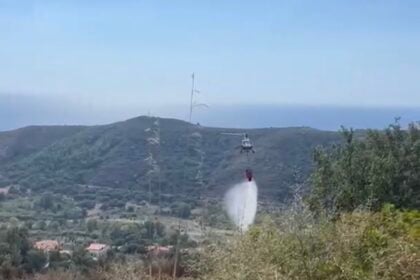 Centola, incendio distrugge la macchia mediterranea ad Arianello: fiamme domate dai soccorsi