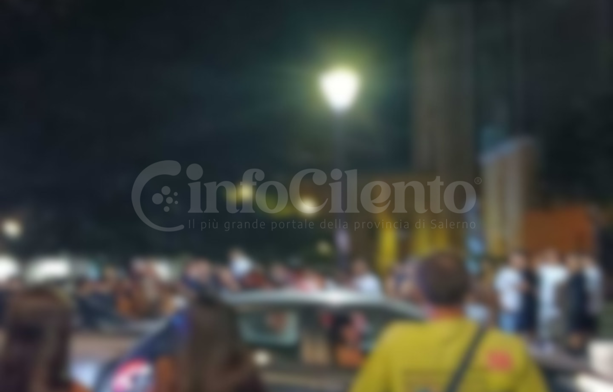 Tensione a Eboli, lite tra ragazzine in viale Amendola: sul posto Carabinieri