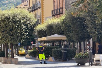 Agropoli bloccata dal trofeo di ciclismo: caos traffico e polemiche