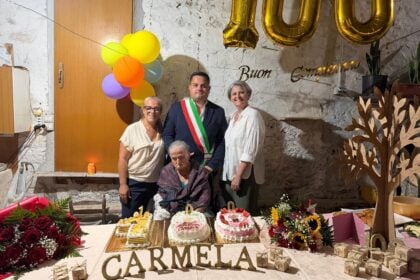 Ascea festeggia i 100 anni di Carmela Cesarano: la longevità del Cilento