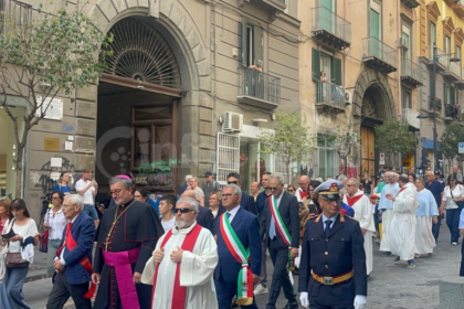 Olio per San Gennaro: la Diocesi di Vallo della Lucania a Napoli