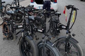 E-bike irregolari e ciclomotori sequestrati a Eboli: tolleranza zero