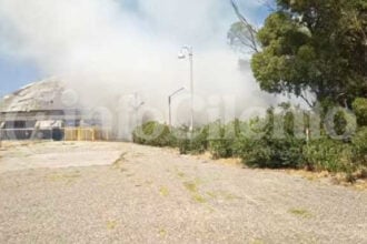 Incendio-PalaSele-Eboli (1)