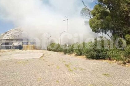 Incendio-PalaSele-Eboli (1)