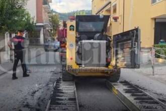 Sapri, incidente sul lavoro: operaio travolto da bitume caldo, trasferito al Cardarelli