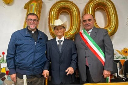 Postiglione festeggia i 100 anni di Guerino Manzo: un secolo di storia