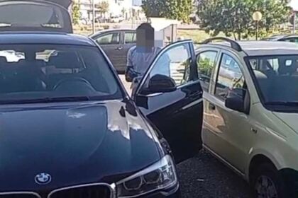 Furto auto Sanza