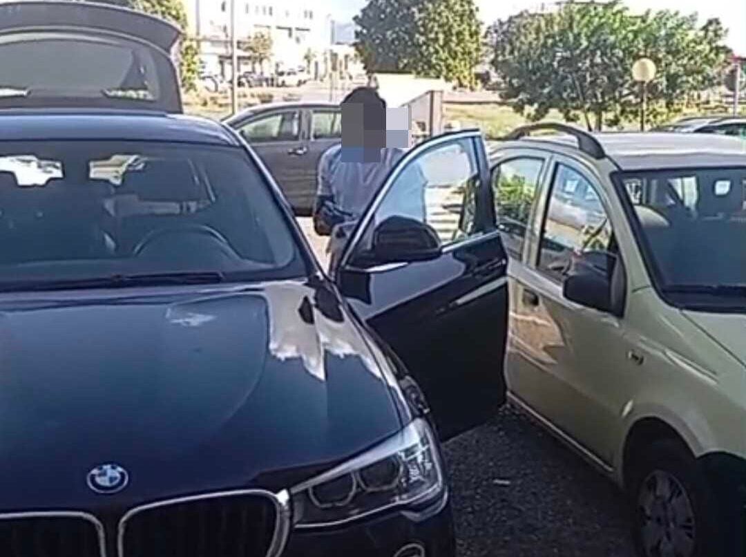 Furto auto Sanza