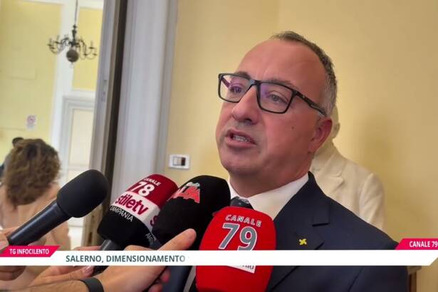 Scuola e dimensionamento a Salerno: vertice in Provincia con i dirigenti
