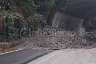 Maltempo nel Cilento: frana sulla Mingardina, traffico interrotto