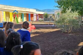 Padula, la BCC Magna Grecia dona un nuovo parco giochi al Polo Cardogna