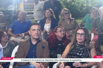 Sanità, il sindaco di Scafati al presidio di Agropoli: «Uniti per riaprire i Pronto Soccorso»