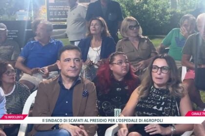 Sanità, il sindaco di Scafati al presidio di Agropoli: «Uniti per riaprire i Pronto Soccorso»