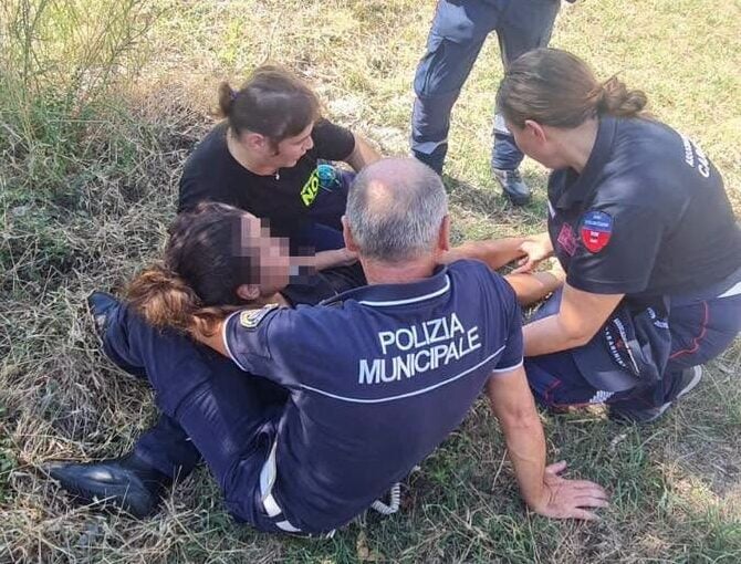 Montecorvino Rovella, giovane scomparsa ritrovata sana e salva: decisiva la sinergia tra forze dell’ordine e volontari
