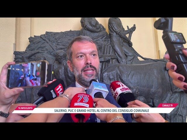 Salerno, via libera alla variante al PUC e scontro sul Grand Hotel