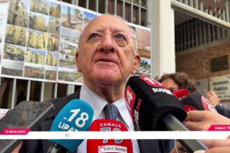 Salerno, il rione Fornelle rinasce: conclusi gli interventi, De Luca tra i residenti
