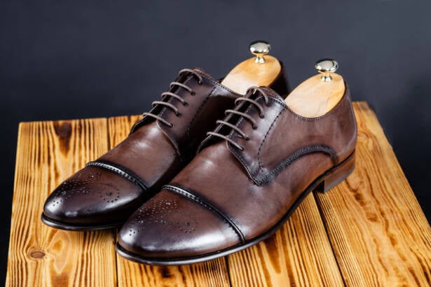 La scarpa destinata a durare: materiali, costruzione e manutenzione